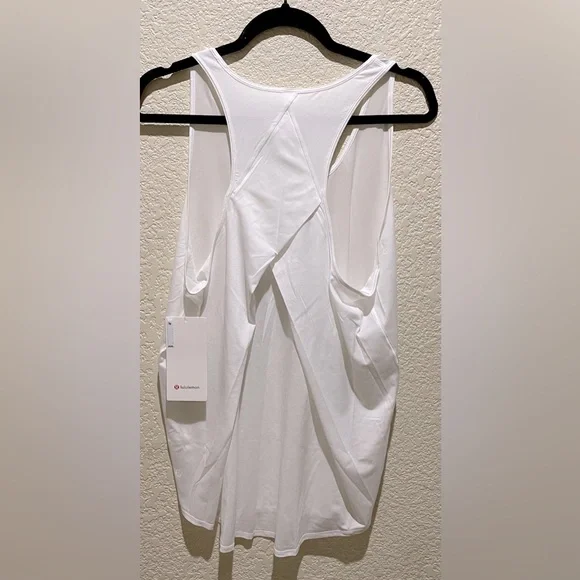 Lululemon NWT Essential Tank Top Pleated in White Size 14 - Picture 8 of 10